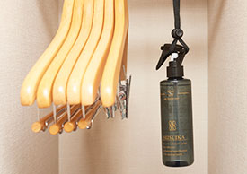 Hangers & Deodorizing Spray